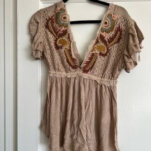 Free People top — size Small